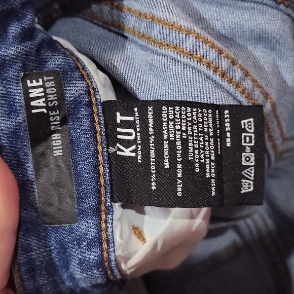 Kut From The Kloth Shorts - Picture 13 of 15